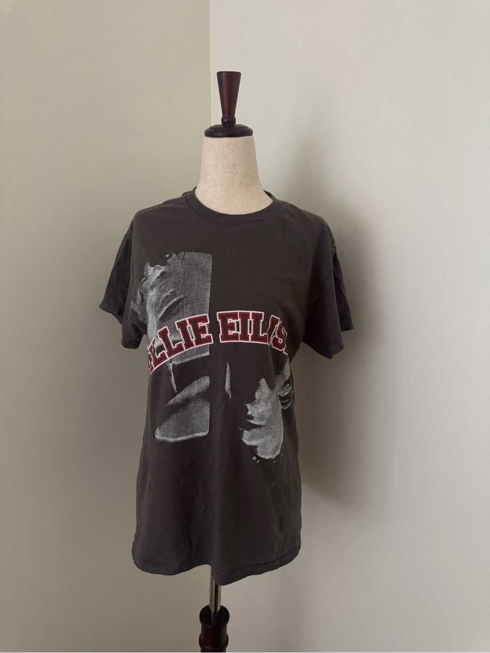 Billie Eilish Graphic T Shirt Photo Red Logo Washed Black M